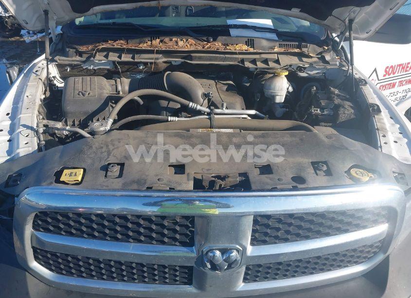 Photo 10 of 2019 Ram 1500 CLASSIC TRADESMAN 4X2 8' BOX (VIN 3C6JR6DT7KG561514)