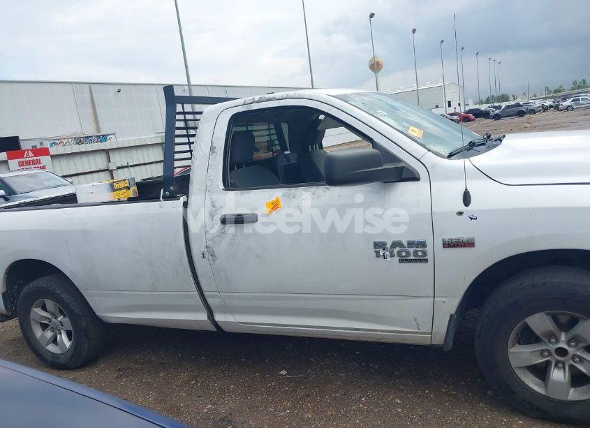 Photo 13 of 2019 Ram 1500 CLASSIC TRADESMAN 4X2 8' BOX (VIN 3C6JR6DT8KG506165)