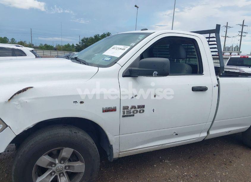 Photo 6 of 2019 Ram 1500 CLASSIC TRADESMAN 4X2 8' BOX (VIN 3C6JR6DT8KG506165)