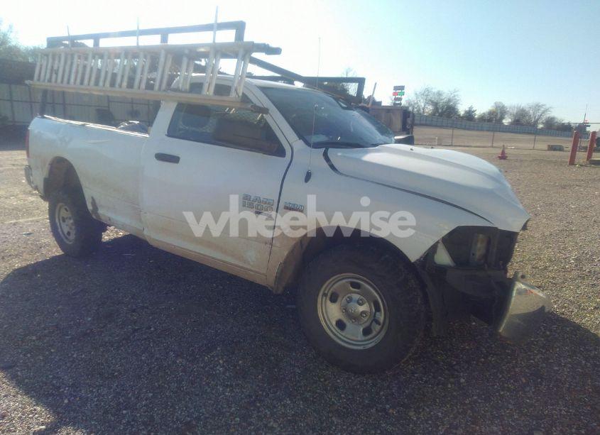 2020 Ram 1500 CLASSIC TRADESMAN 4X2 8' BOX (VIN 3C6JR6DT8LG143996) main photo