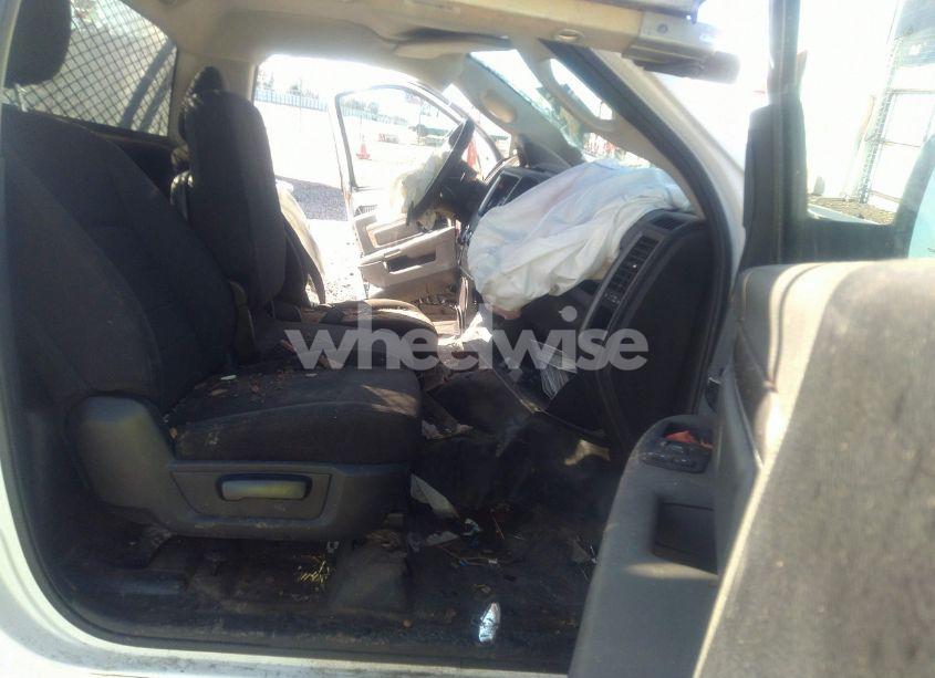 Photo 5 of 2020 Ram 1500 CLASSIC TRADESMAN 4X2 8' BOX (VIN 3C6JR6DT8LG143996)