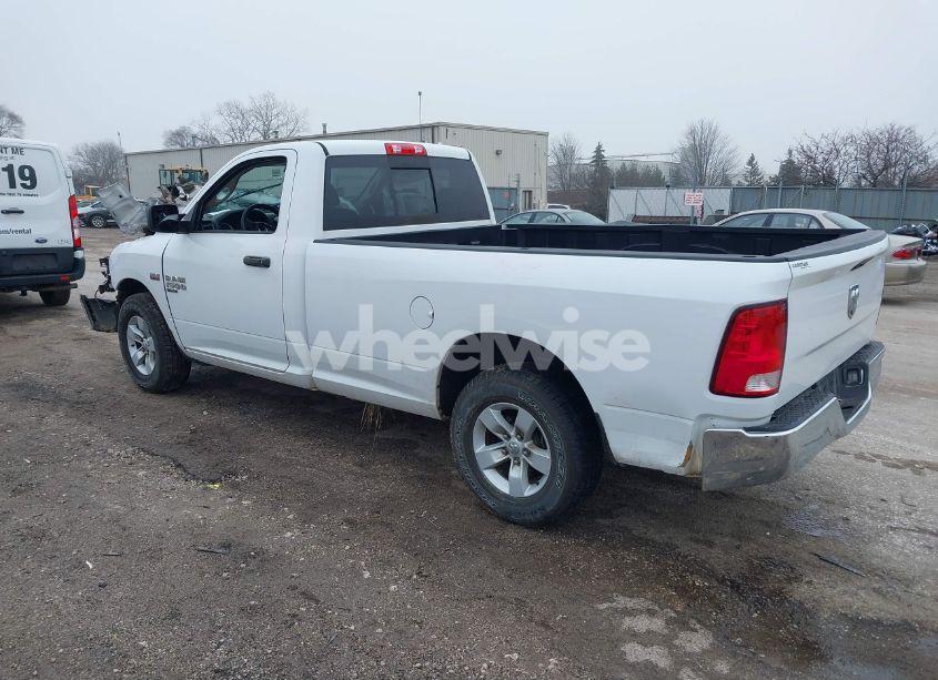 Photo 3 of 2019 Ram 1500 CLASSIC TRADESMAN 4X2 8' BOX (VIN 3C6JR6DT9KG541068)