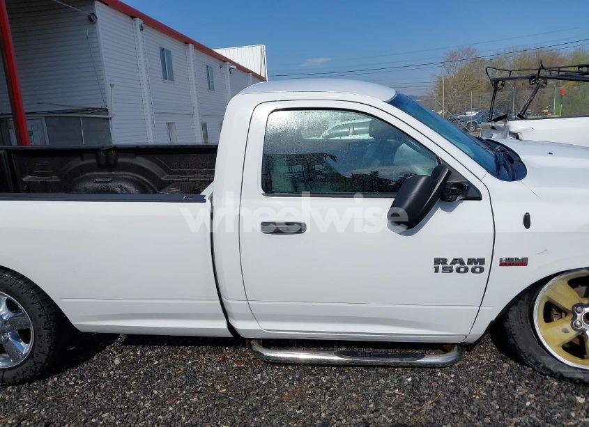 Photo 14 of 2016 Ram 1500 TRADESMAN (VIN 3C6JR6DTXGG257486)