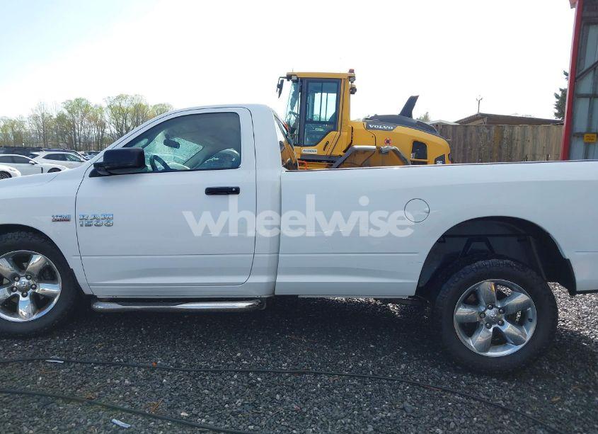 Photo 15 of 2016 Ram 1500 TRADESMAN (VIN 3C6JR6DTXGG257486)