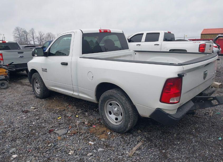 Photo 3 of 2015 Ram 1500 TRADESMAN (VIN 3C6JR7AG1FG660929)