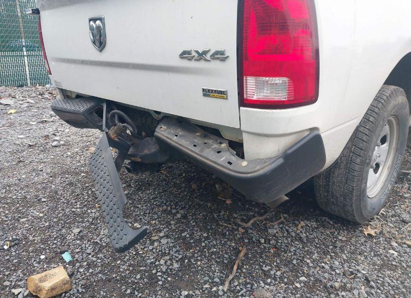 Photo 6 of 2015 Ram 1500 TRADESMAN (VIN 3C6JR7AG1FG660929)