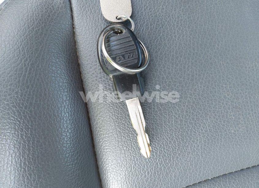 Photo 11 of 2018 Ram 1500 TRADESMAN 4X4 6'4 BOX (VIN 3C6JR7AGXJG210530)