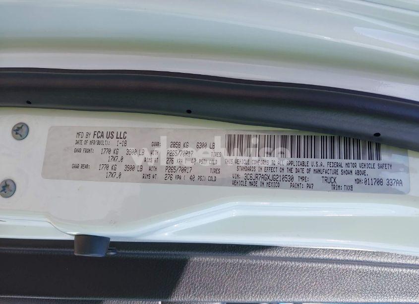 Photo 9 of 2018 Ram 1500 TRADESMAN 4X4 6'4 BOX (VIN 3C6JR7AGXJG210530)