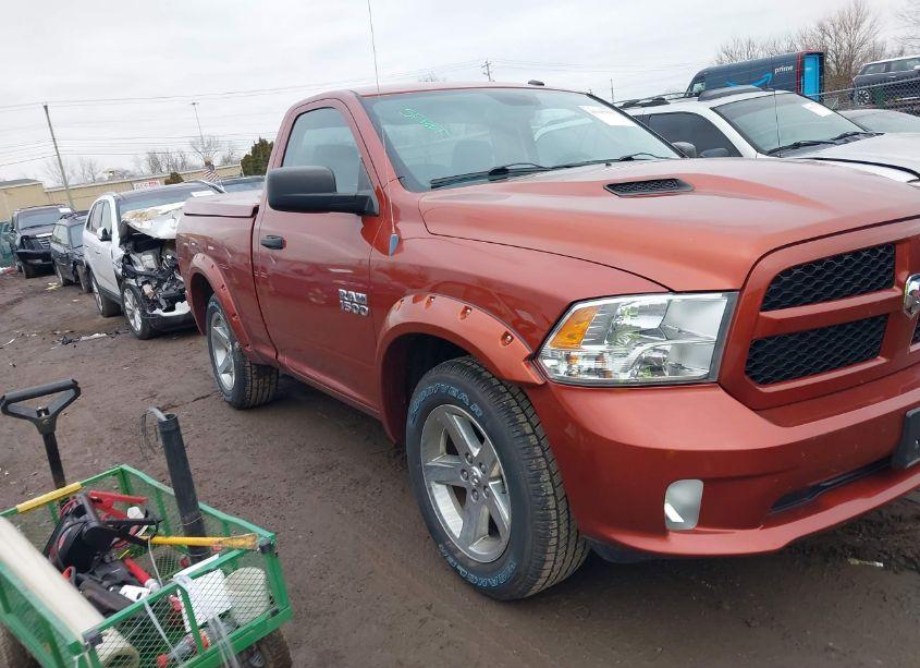 2013 Ram 1500 EXPRESS (VIN 3C6JR7AT7DG588841) main photo