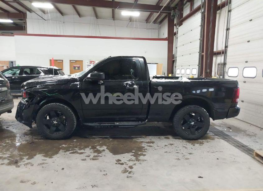 Photo 14 of 2015 Ram 1500 EXPRESS (VIN 3C6JR7AT8FG631604)