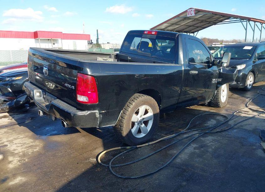 Photo 4 of 2013 Ram 1500 EXPRESS (VIN 3C6JR7ATXDG513342)