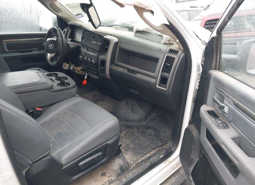 Photo 5 of 2016 Ram 1500 TRADESMAN (VIN 3C6JR7DT0GG293368)