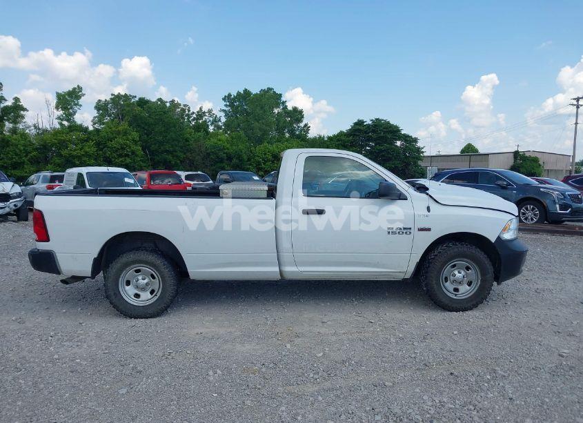 Photo 13 of 2015 Ram 1500 TRADESMAN (VIN 3C6JR7DT1FG660695)