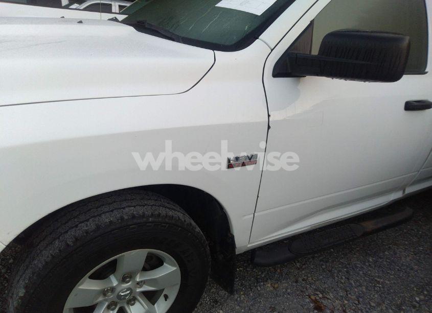 Photo 22 of 2019 Ram 1500 CLASSIC TRADESMAN 4X4 8' BOX (VIN 3C6JR7DT1KG585748)