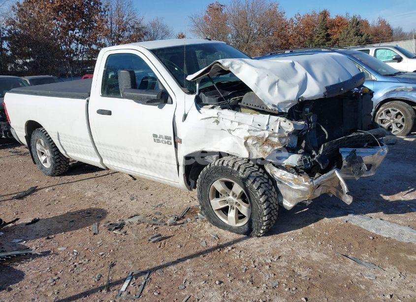 2016 Ram 1500 TRADESMAN (VIN 3C6JR7DT3GG312169) main photo