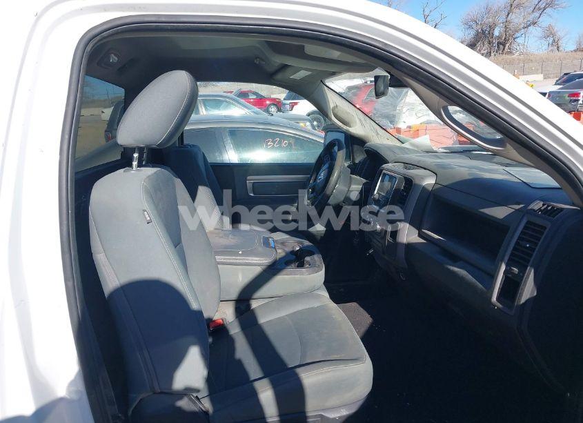 Photo 5 of 2017 Ram 1500 TRADESMAN 4X4 8' BOX (VIN 3C6JR7DT4HG708547)