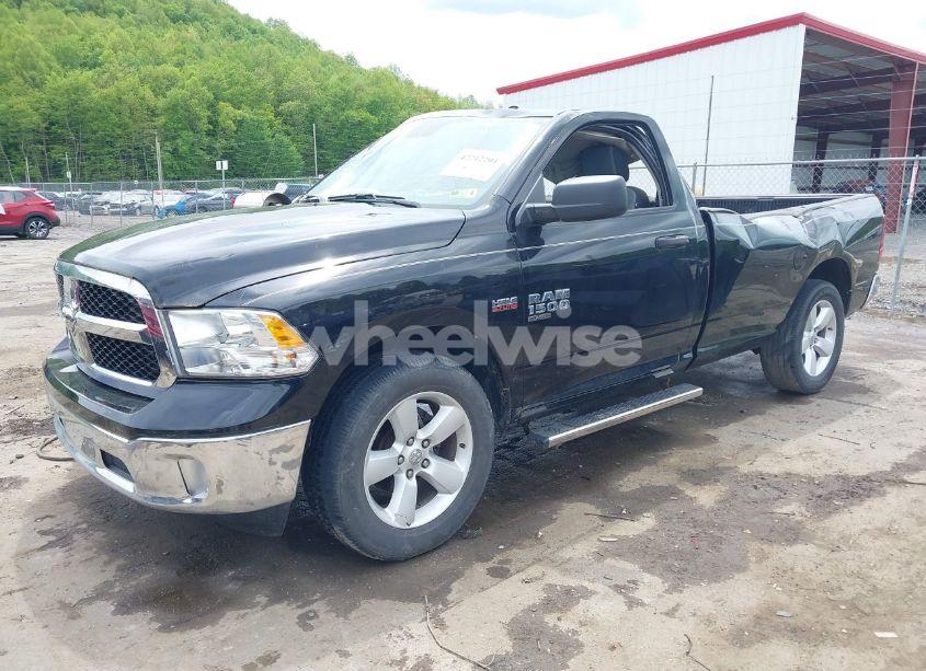 Photo 2 of 2021 Ram 1500 CLASSIC (VIN 3C6JR7DT4MG704279)