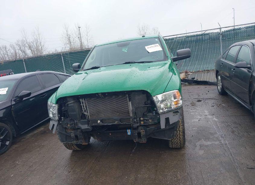 Photo 13 of 2019 Ram 1500 CLASSIC TRADESMAN 4X4 8' BOX (VIN 3C6JR7DT8KG506785)