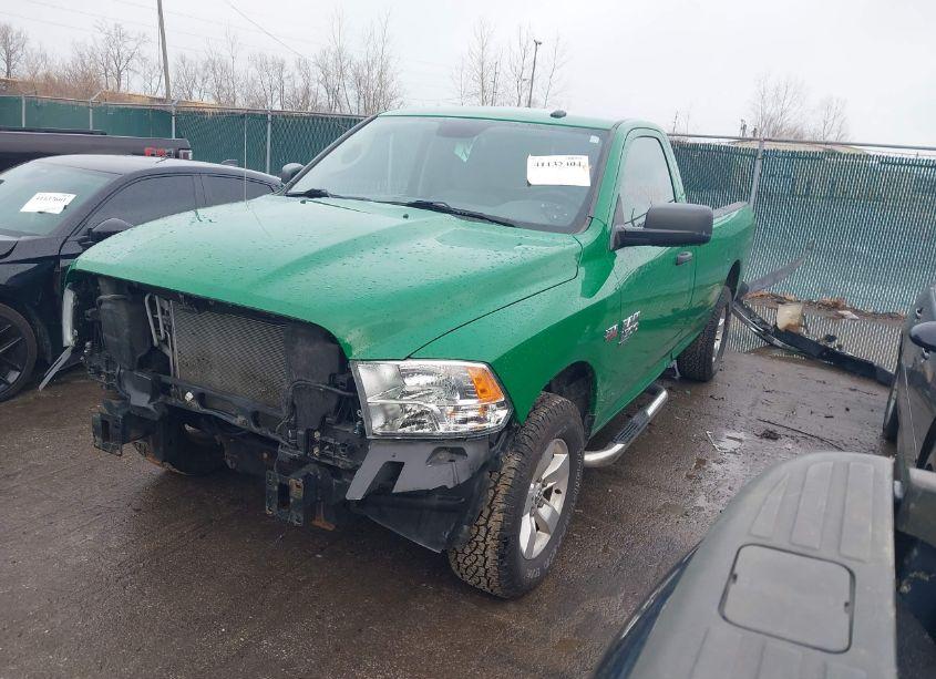 Photo 2 of 2019 Ram 1500 CLASSIC TRADESMAN 4X4 8' BOX (VIN 3C6JR7DT8KG506785)