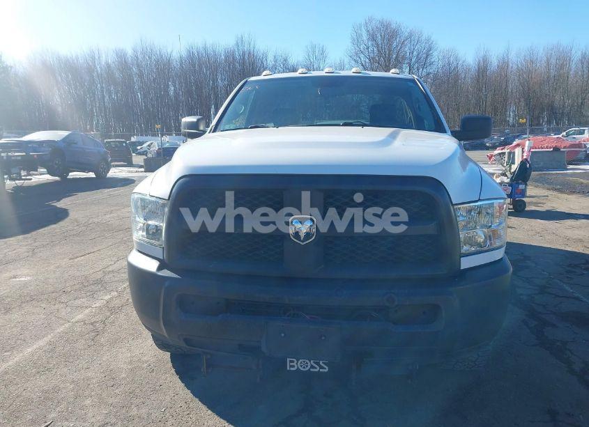 Photo 12 of 2018 Ram 2500 TRADESMAN 4X4 8' BOX (VIN 3C6LR5AT8JG379682)