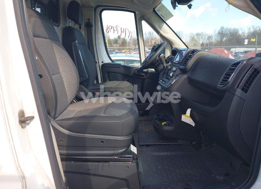 Photo 5 of 2022 Ram Promaster 1500 LOW ROOF 136 WB (VIN 3C6LRVAG3NE109974)