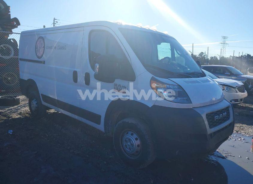 2022 Ram Promaster 1500 LOW ROOF 136 WB (VIN 3C6LRVAG8NE124566) main photo