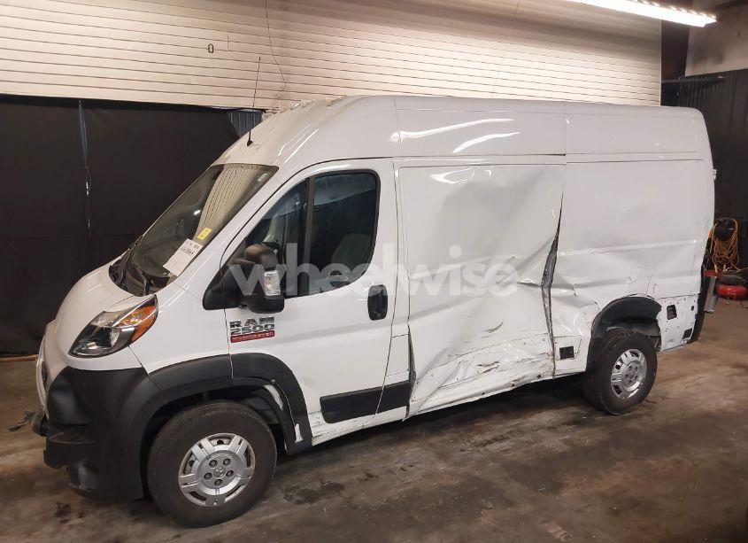 Photo 14 of 2021 Ram Promaster 2500 HIGH ROOF 136 WB (VIN 3C6LRVCG6ME583218)