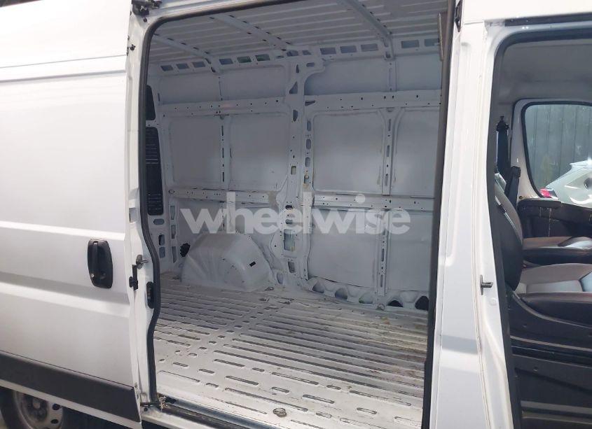 Photo 8 of 2021 Ram Promaster 2500 HIGH ROOF 136 WB (VIN 3C6LRVCG6ME583218)