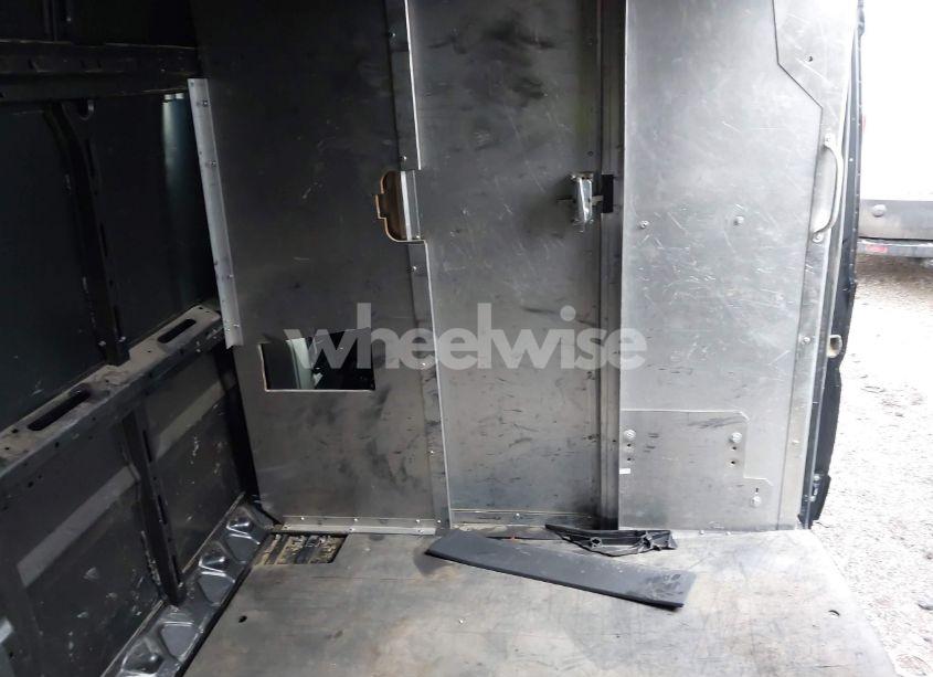 Photo 18 of 2022 Ram Promaster 2500 HIGH ROOF 136 WB (VIN 3C6LRVCGXNE120838)