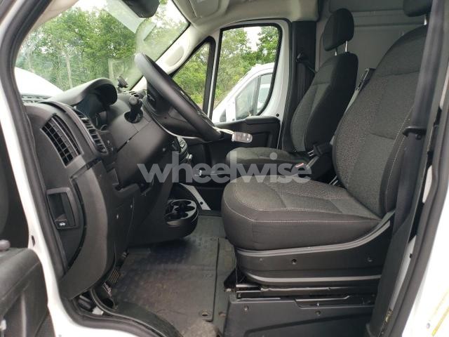 Photo 8 of 2025 RAM PROMASTER 2500 2500 HIGH N/A (VIN 3C6LRVDG0SE515881)