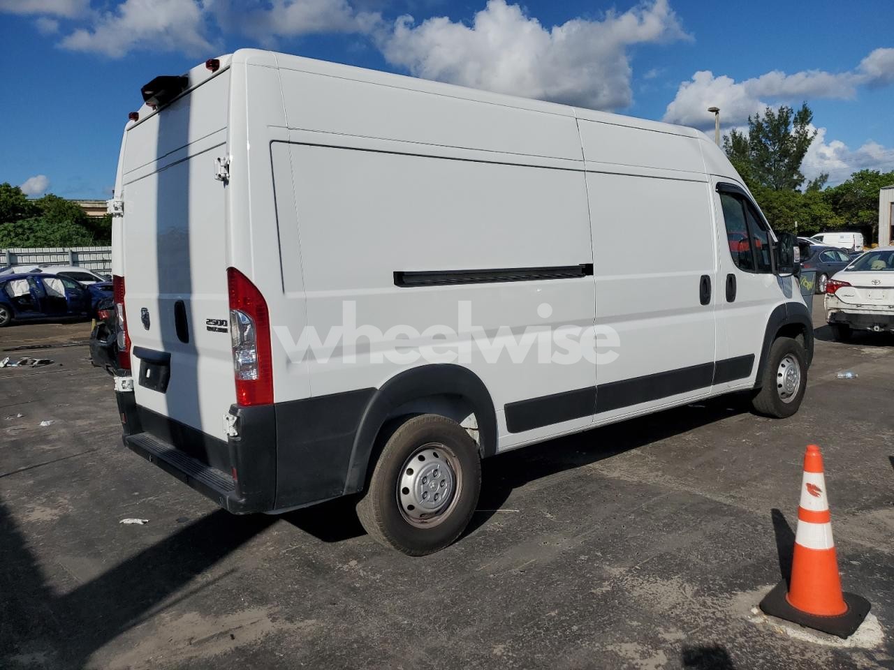 Photo 3 of 2023 RAM PROMASTER 2500 DELIVERY VAN (VIN 3C6LRVDG6PE589068)