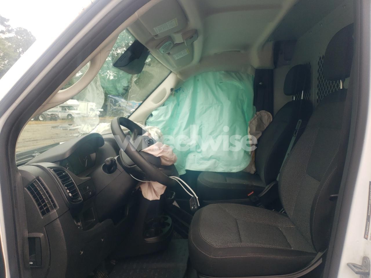 Photo 7 of 2023 RAM PROMASTER 2500 2500 HIGH (VIN 3C6LRVDG8PE542169)