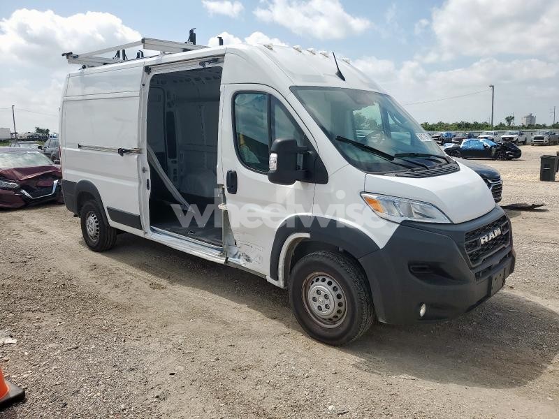 Photo 2 of 2024 RAM PROMASTER 2500 2500 HIGH (VIN 3C6LRVDG9RE136758)