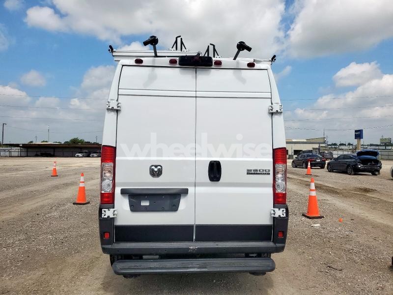 Photo 8 of 2024 RAM PROMASTER 2500 2500 HIGH (VIN 3C6LRVDG9RE136758)