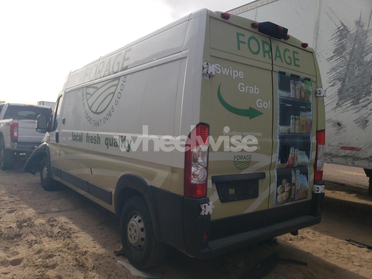 Photo 2 of 2021 RAM PROMASTER 2500 2500 HIGH (VIN 3C6LRVDGXME573564)