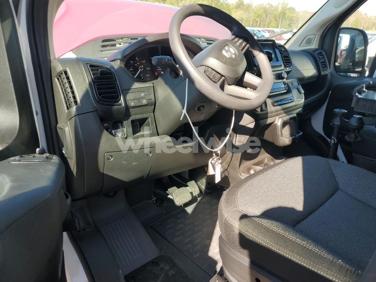 Photo 8 of 2024 RAM PROMASTER 1500 1500 STANDARD (VIN 3C6LRVNG3RE151366)