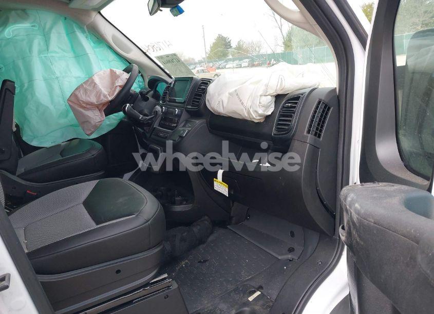 Photo 5 of 2023 Ram Promaster 2500 WINDOW VAN HIGH ROOF 159 WB (VIN 3C6LRVPG3PE579500)
