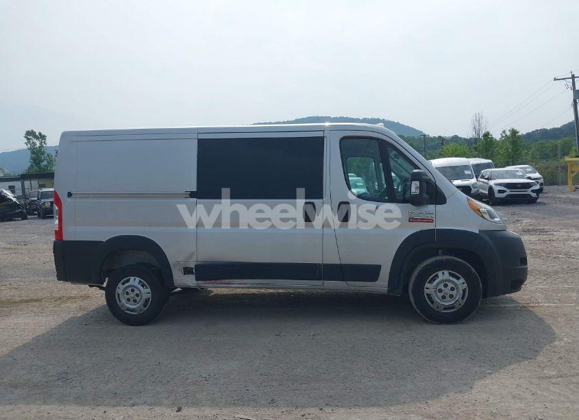 Photo 13 of 2022 Ram Promaster 2500 LOW ROOF 136 WB (VIN 3C6LRVVG3NE110178)