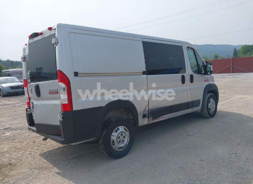 Photo 4 of 2022 Ram Promaster 2500 LOW ROOF 136 WB (VIN 3C6LRVVG3NE110178)