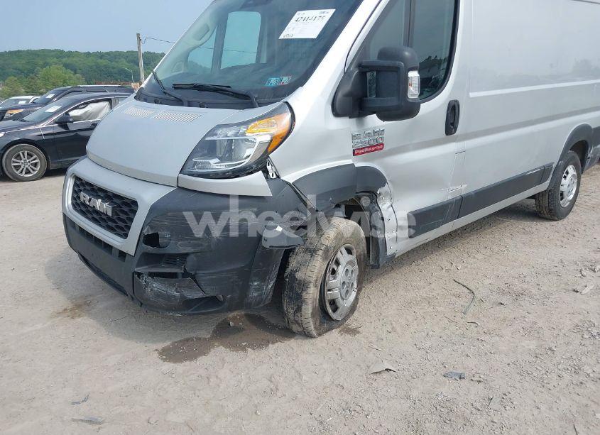 Photo 6 of 2022 Ram Promaster 2500 LOW ROOF 136 WB (VIN 3C6LRVVG3NE110178)