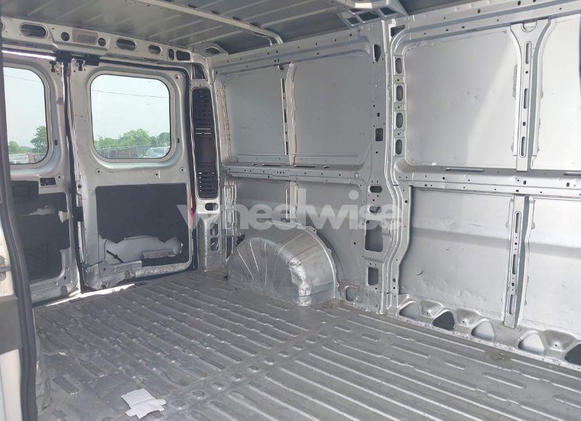 Photo 8 of 2022 Ram Promaster 2500 LOW ROOF 136 WB (VIN 3C6LRVVG3NE110178)