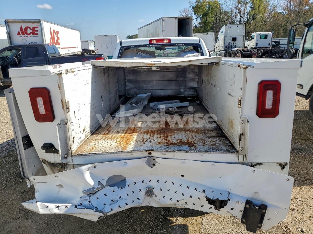 Photo 10 of 2024 RAM 2500 TRADESMAN (VIN 3C6MR4AJ6RG124165)