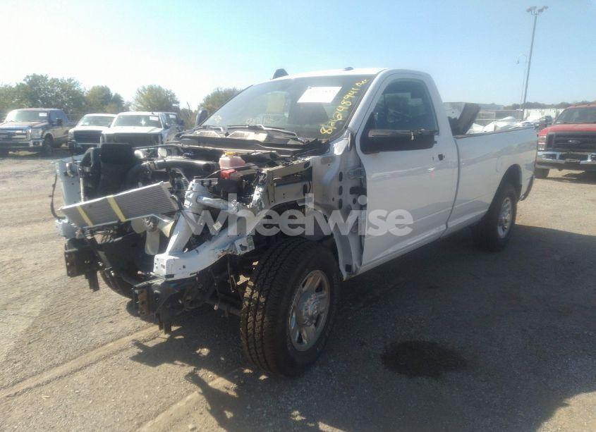 Photo 2 of 2024 Ram 2500 TRADESMAN REGULAR CAB 4X2 8' BOX (VIN 3C6MR4AJ8RG248941)