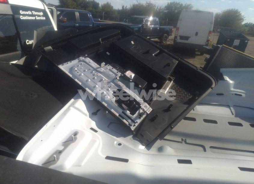 Photo 20 of 2024 Ram 2500 TRADESMAN REGULAR CAB 4X2 8' BOX (VIN 3C6MR4AJ8RG248941)