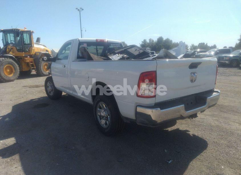 Photo 3 of 2024 Ram 2500 TRADESMAN REGULAR CAB 4X2 8' BOX (VIN 3C6MR4AJ8RG248941)