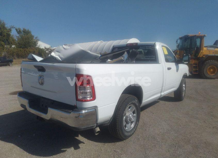 Photo 4 of 2024 Ram 2500 TRADESMAN REGULAR CAB 4X2 8' BOX (VIN 3C6MR4AJ8RG248941)