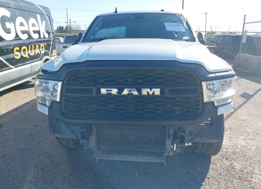Photo 12 of 2019 Ram 2500 TRADESMAN 4X2 8' BOX (VIN 3C6MR4AL2KG603867)