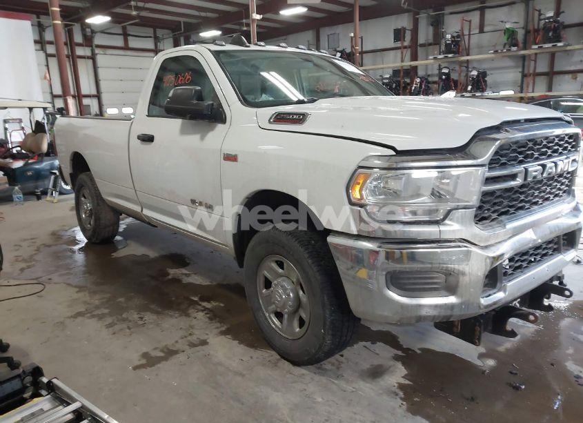 2019 Ram 2500 TRADESMAN 4X4 8' BOX (VIN 3C6MR5AJ2KG598559) main photo