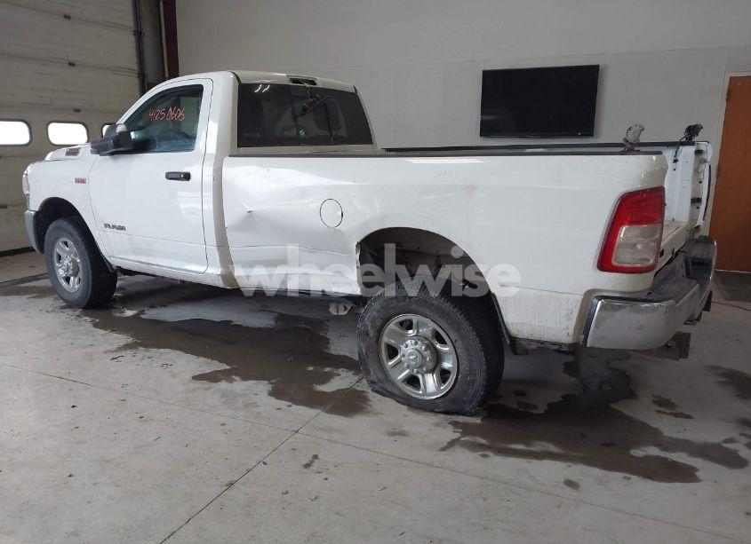 Photo 3 of 2019 Ram 2500 TRADESMAN 4X4 8' BOX (VIN 3C6MR5AJ2KG598559)