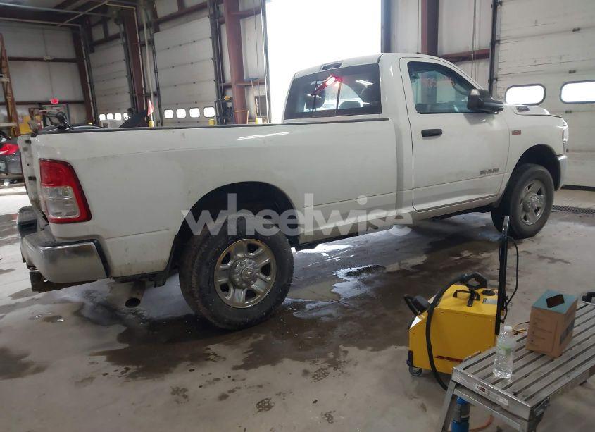Photo 4 of 2019 Ram 2500 TRADESMAN 4X4 8' BOX (VIN 3C6MR5AJ2KG598559)